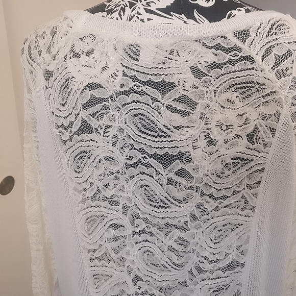 Sweater - Picture 6 of 7